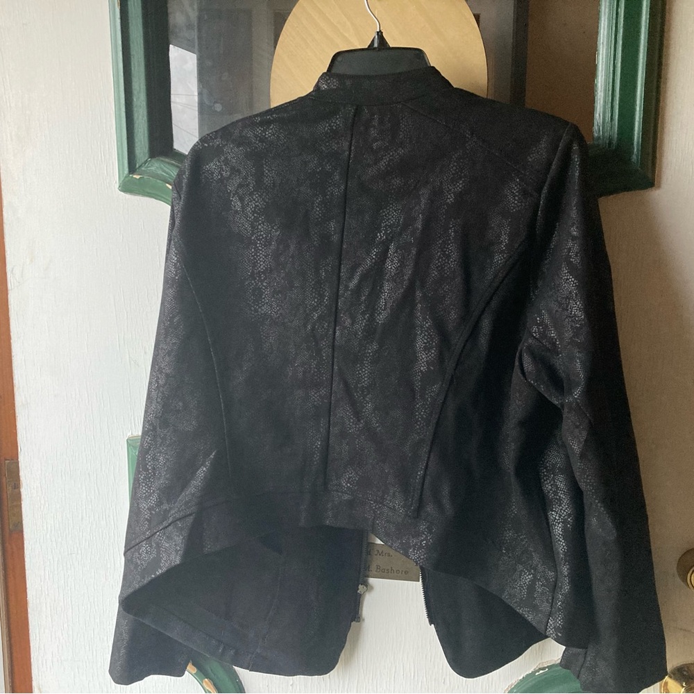Torrid jacket - Picture 4 of 4